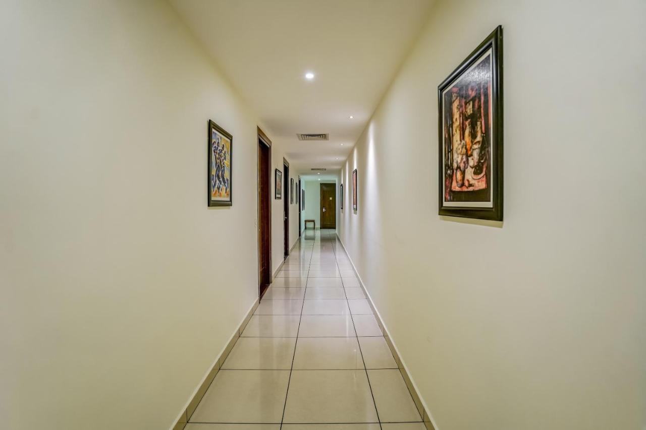 Townhouse 552Hotel Royal Court Jalandhar Extérieur photo