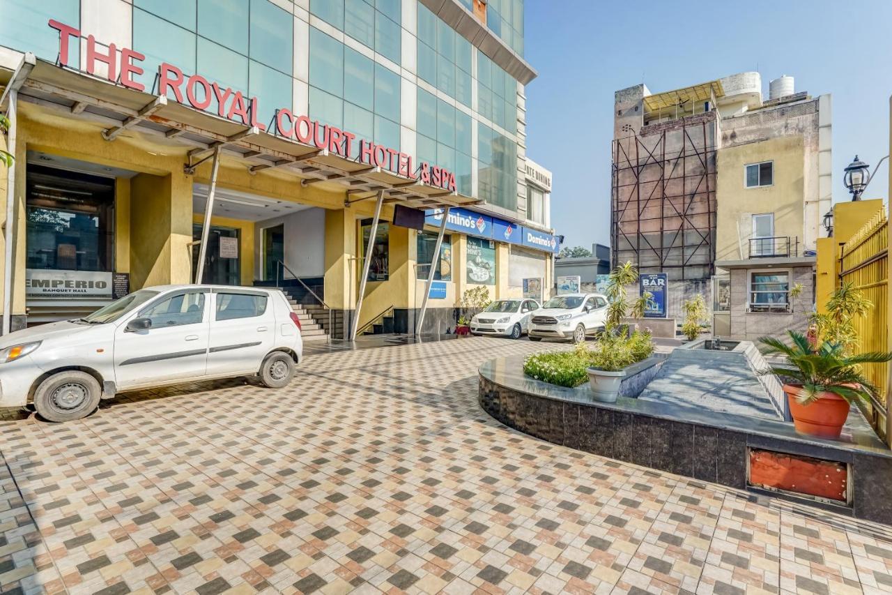 Townhouse 552Hotel Royal Court Jalandhar Extérieur photo