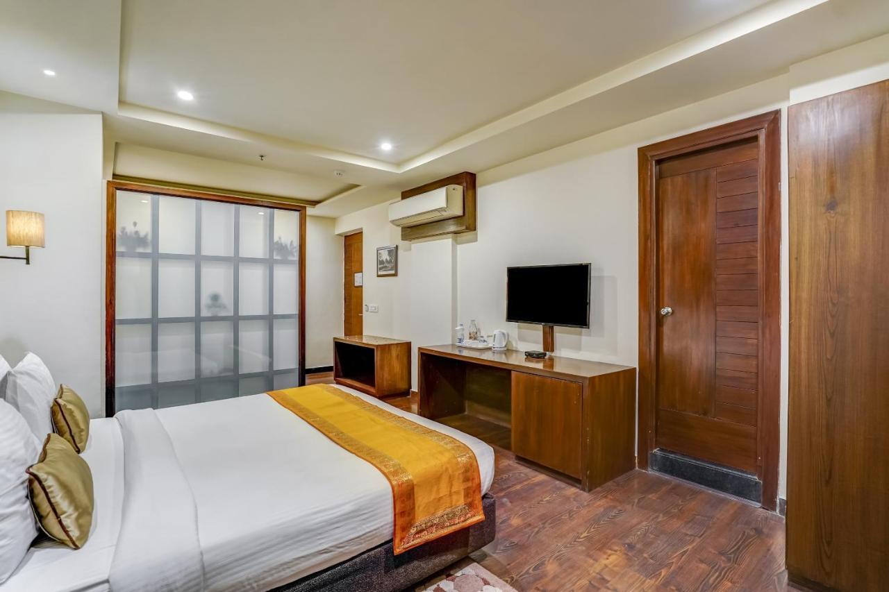 Townhouse 552Hotel Royal Court Jalandhar Extérieur photo